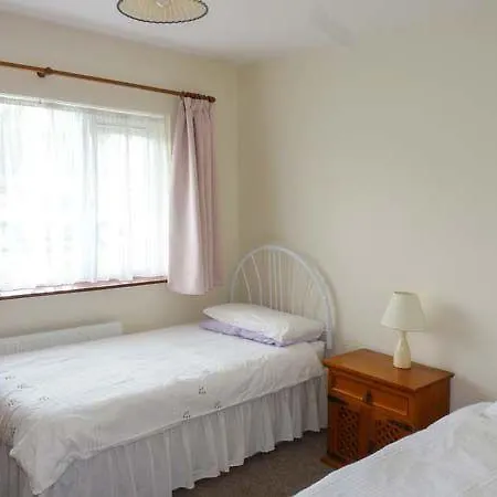 4 Glenwood, بيت للعطل *